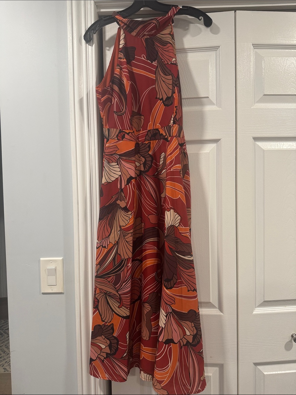 Tahari Patterned Sleeveless Dress